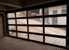 종로구 평창동 내 단독주택 제작판넬 오버헤드도어 차고자동문 시공사진입니다